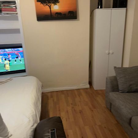 Strand Beach View House Джилингам Екстериор снимка